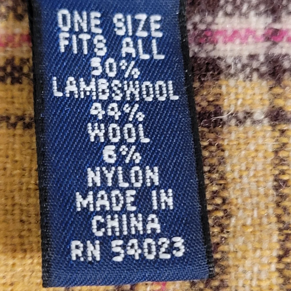 Gap Wool Plaid Patch Scarf - Picture 8 of 8